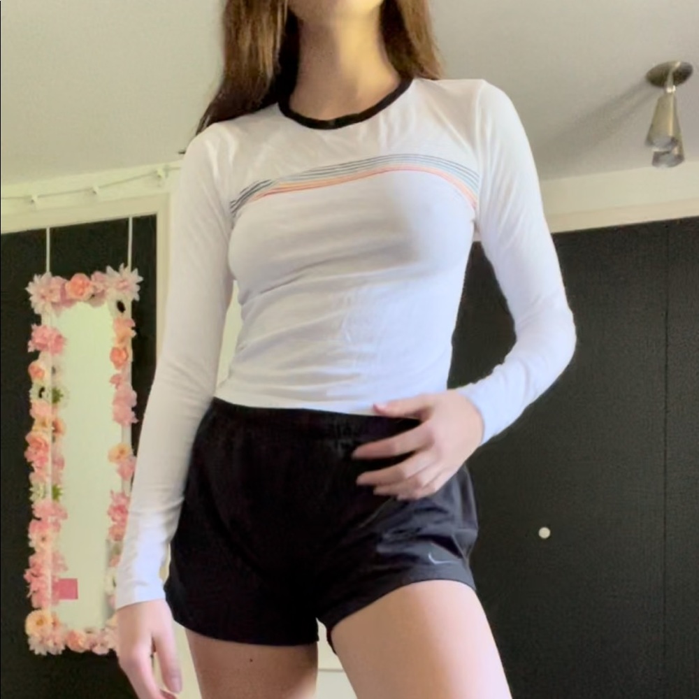 Long sleeve rainbow tee